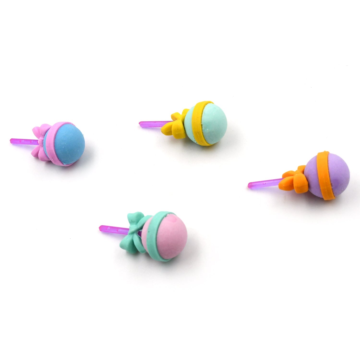 Fun erasers shaped like sweets, perfect for school or parties. Fun erasers shaped like sweets, perfect for school or parties.